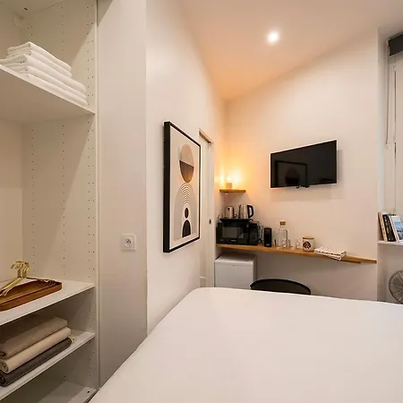 Urbanflat 165 - Tourisme & Business Centre De Apartment